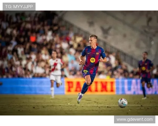 巴黎关注巴萨18岁中场胡安埃尔南德斯合同明夏到期引发转会speculation